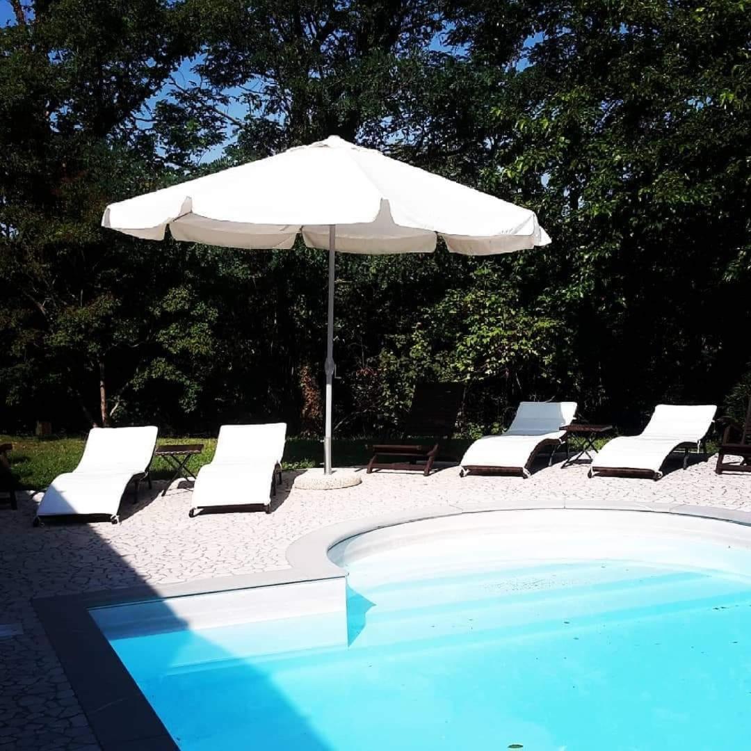 Ruttàrs Agriturismo Casa Delle Rose Winery מראה חיצוני תמונה
